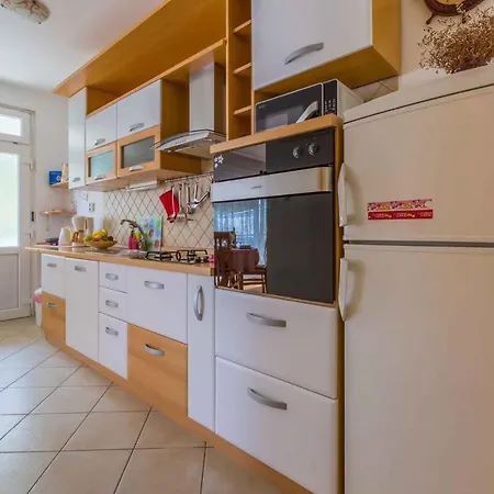 Apartament In 39088 Crikvenica