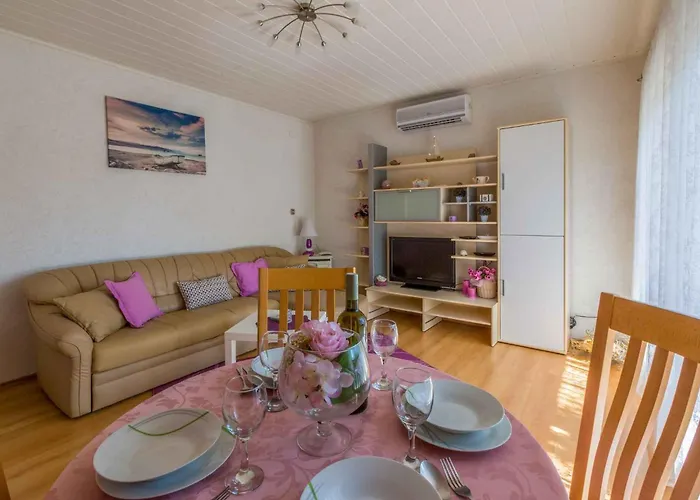 Apartamento In 39088 Crikvenica