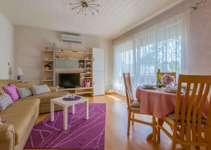 Apartamento In 39088